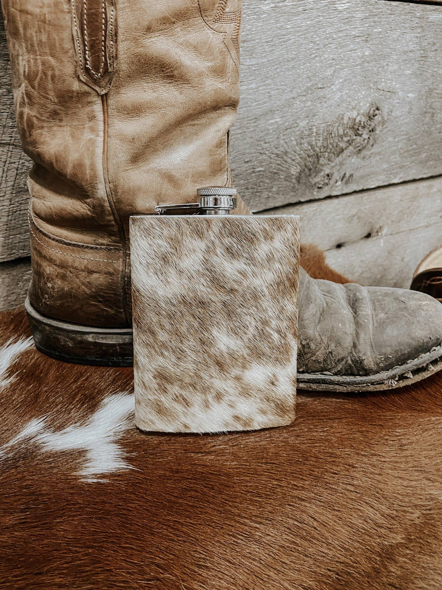 Cowhide Flask Stainless Steel Men & Women Gift