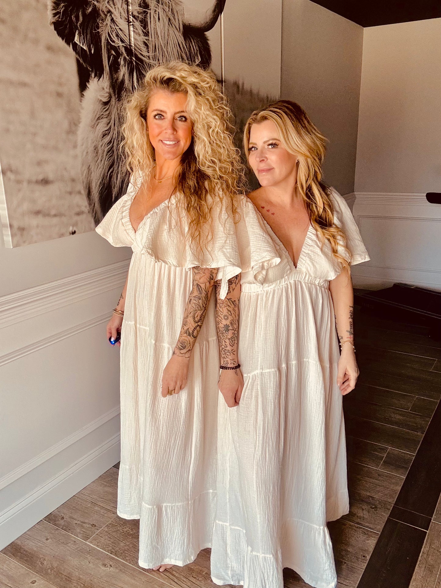 Solid Color V-Neck Backless Maxi Dress