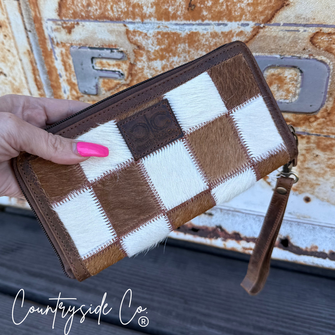 Checkered Cowhide Womens Wallet Wristlet Trendy