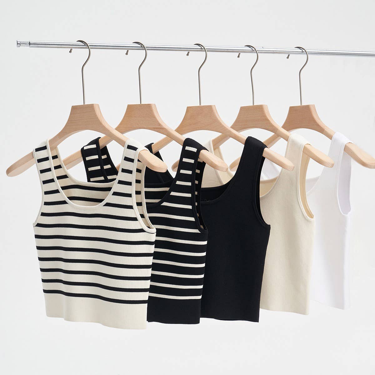 Black  Knit U-Neck Tank
